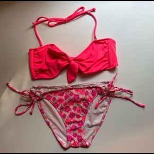 VICTORIA'S SECRET Two Piece Halter Top Large and Side Tie Bottom Small Bikini